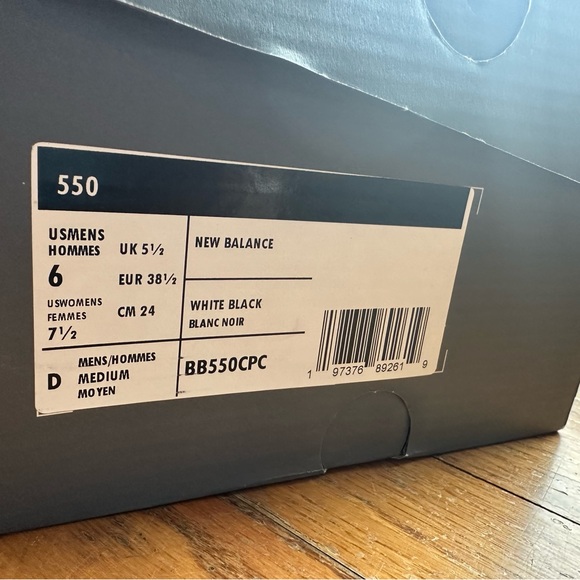 New Balance 550 White Black Sneakers - Picture 2 of 9
